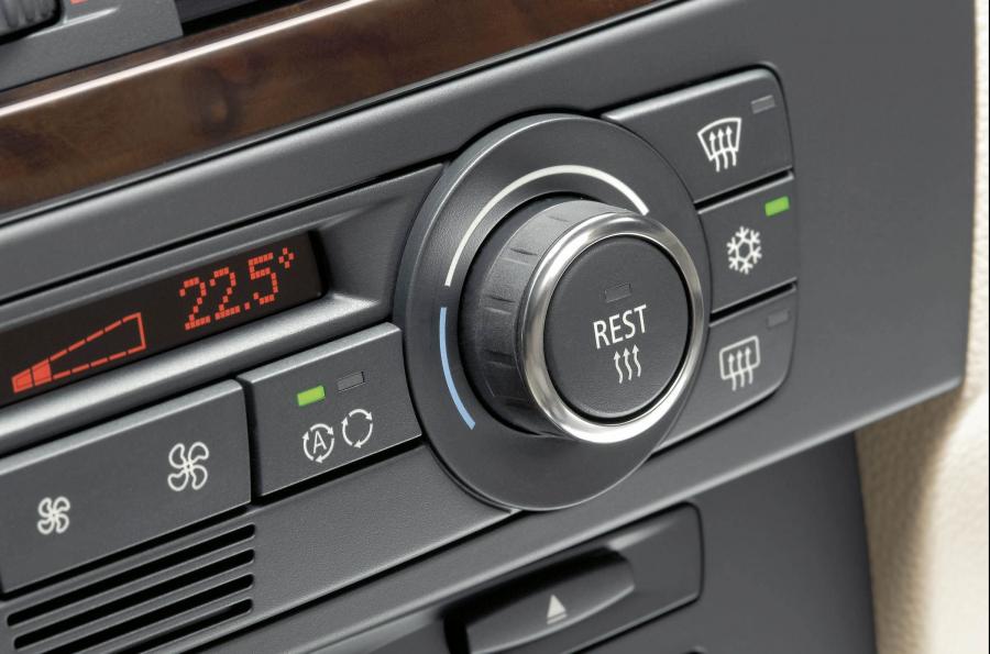  BMW 3-Series Coupe 2007 года  (фото 211 из 219)
